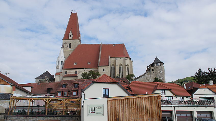 Blick auf die Kirche in Weissenkirchen